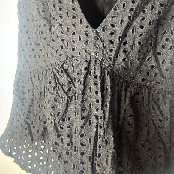 Jun & Ivy Black Small Women’s Blouse - Picture 3 of 4